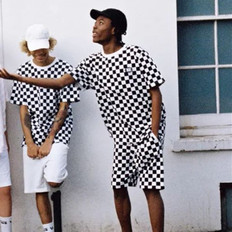 Pantalones cortos con personal - Street Fashion Week reseña y precio