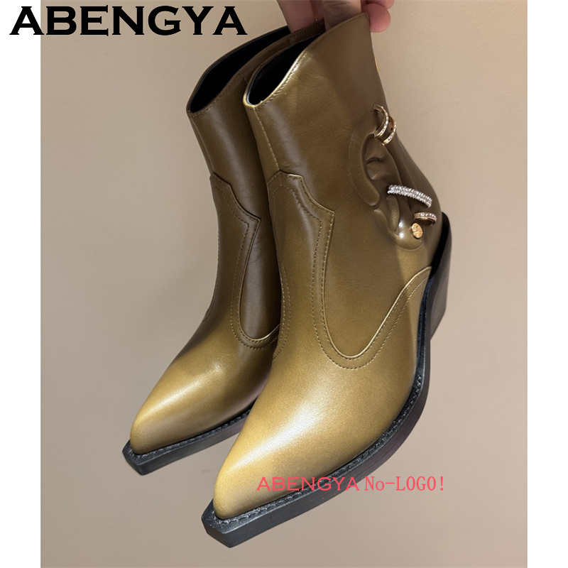 Botines de tacón grueso de cue - Street Fashion Week reseña y precio