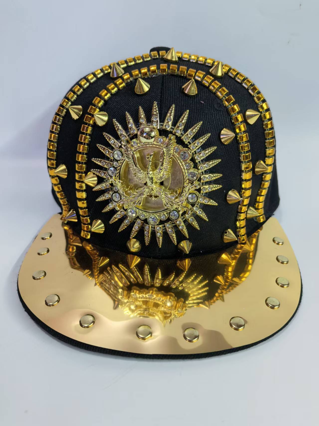 Gorra de moda nueva hecha a ma - Street Fashion Roma reseña y precio