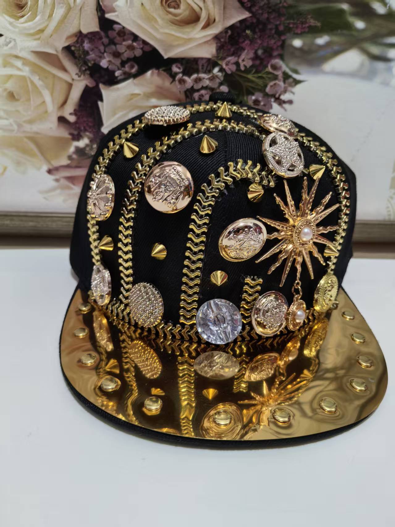 Gorra de moda nueva hecha a ma - Street Fashion Roma reseña y precio