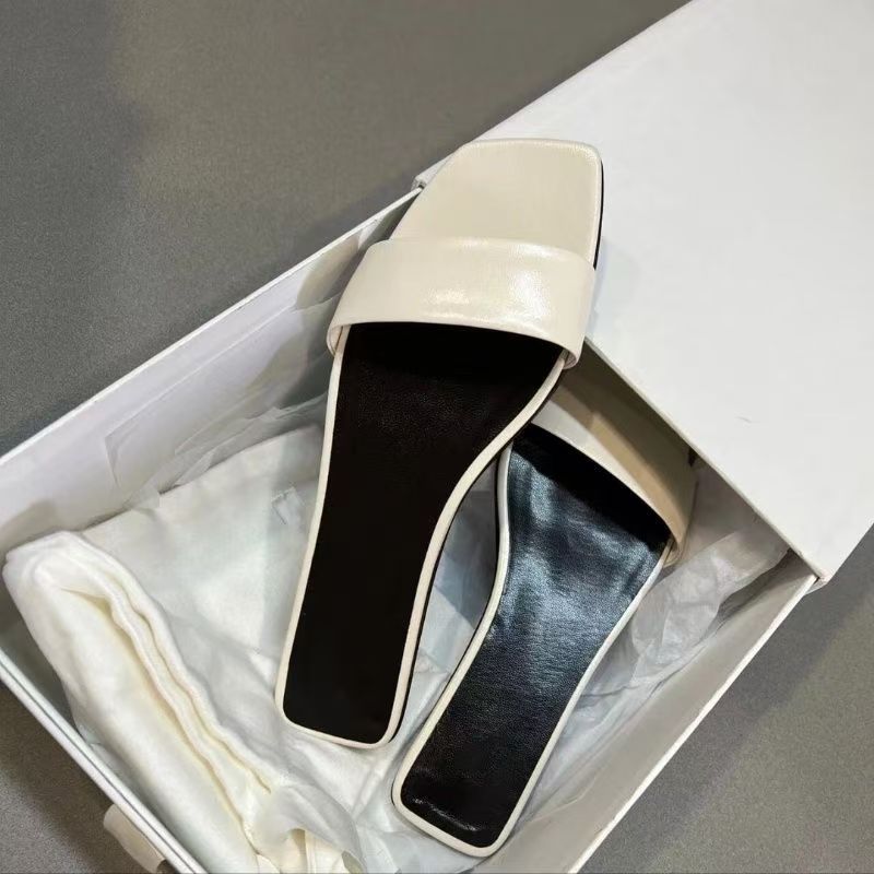 Sandalias Planas de Verano 202 - Street Fashion Look reseña y precio