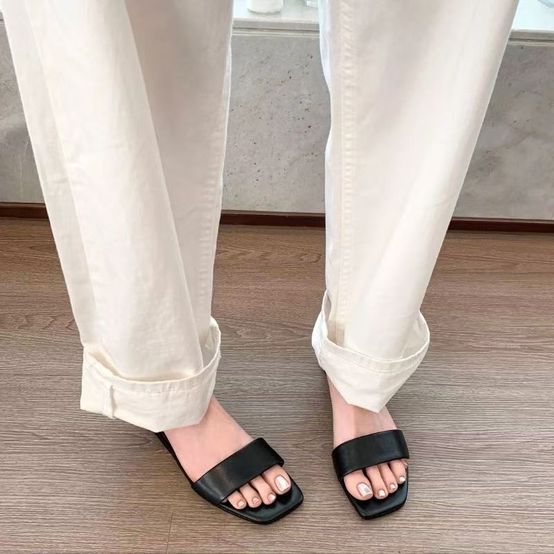 Sandalias Planas de Verano 202 - Street Fashion Look reseña y precio