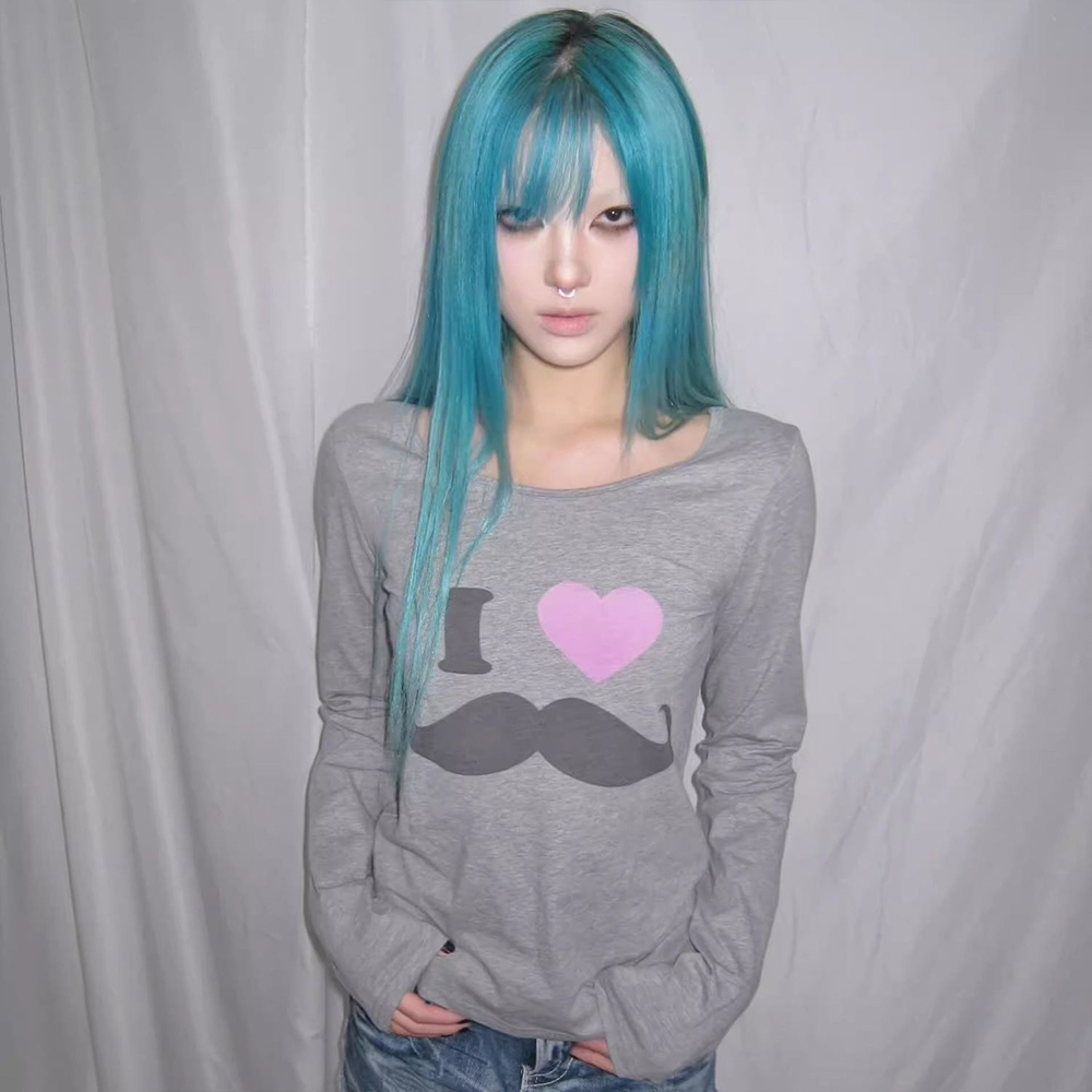 Camiseta Japonesa Y2K con Esta - Street Fashion In Korea reseña y precio