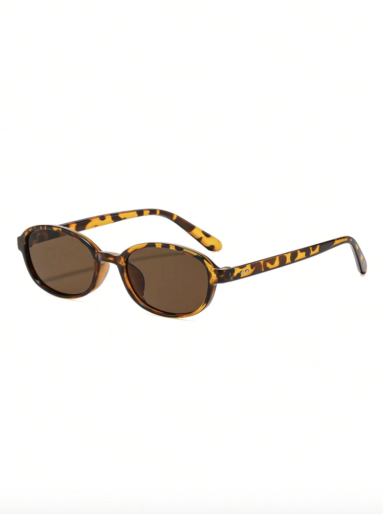 Un par de gafas de sol unisex  - Street Fashion Look reseña y precio