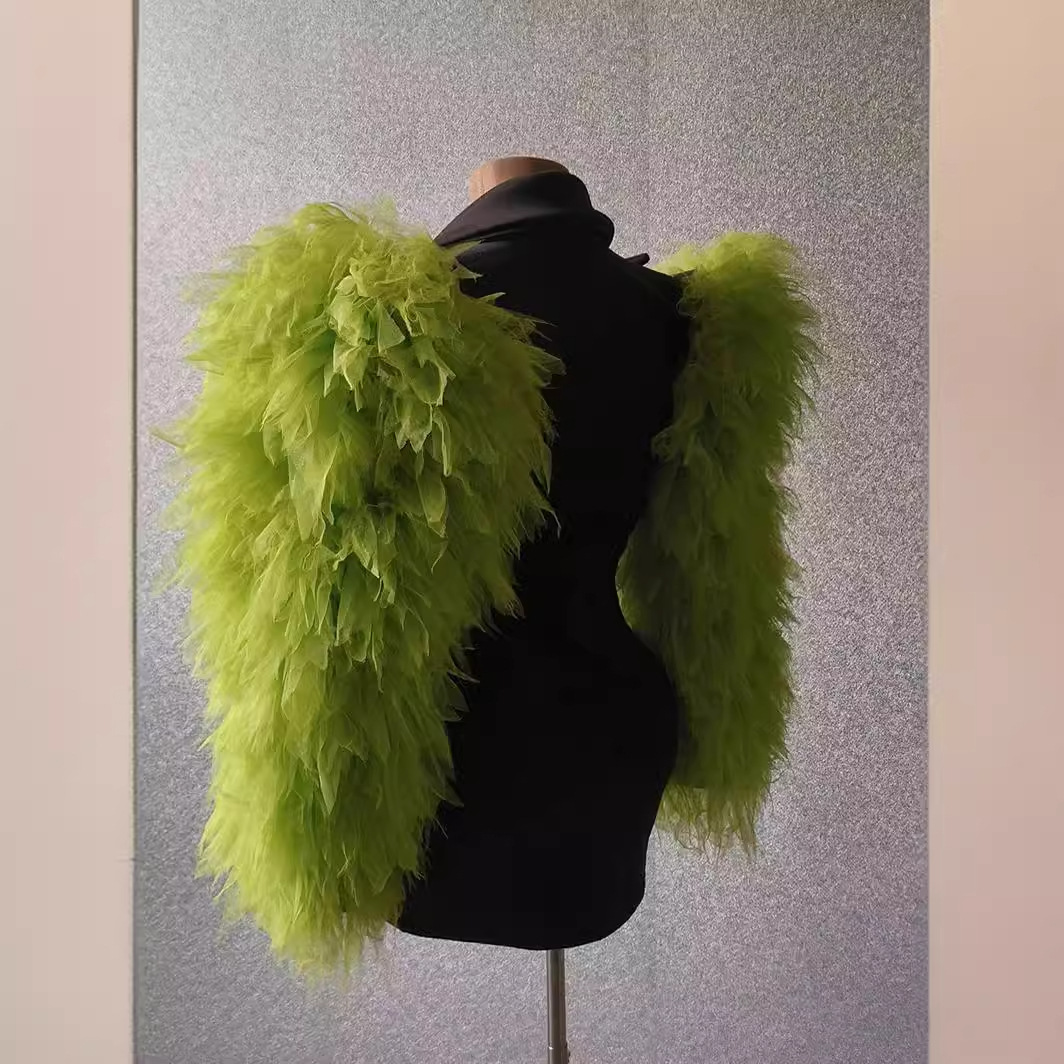 Traje de Moda Urbana con Escot - Street Fashion Week reseña y precio