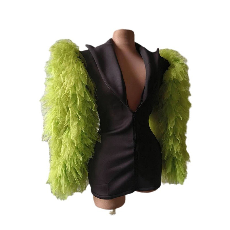 Traje de Moda Urbana con Escot - Street Fashion Week reseña y precio