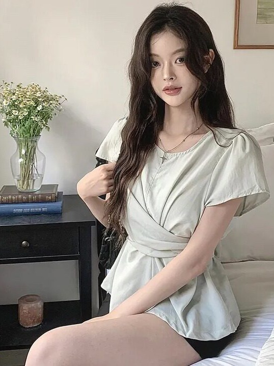 Suéter Elegante y Moderno con  - Street Fashion In Korea reseña y precio